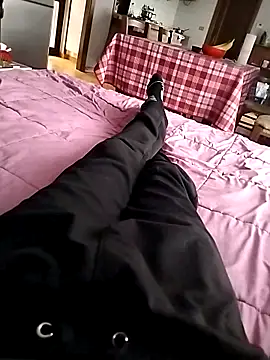 Snapshot of Mihneaaa chatting on 10/30/25, 02:07 Mihneaaa online show from 10/30/25, 02:07