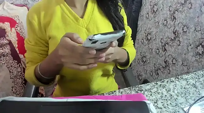 aarjulove online show from 01/08/25, 08:27