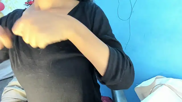 aarjulove online show from 02/05/26, 10:31