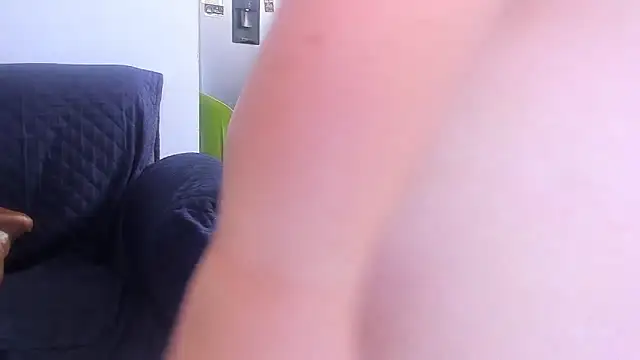 Emma-evans online show from 11/08/25, 02:50