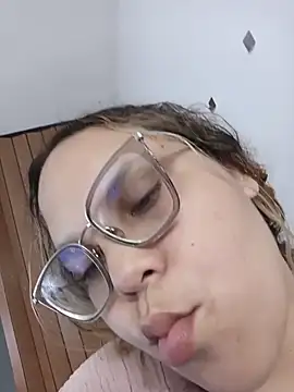 Emma-evans online show from 03/10/26, 07:52