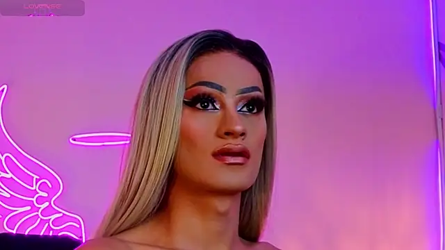  scarletmoore online show from 10/05/25, 09:07