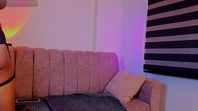  scarletmoore online show from 04/21/26, 06:09