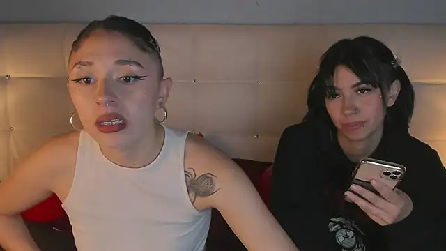 Zowi Hottiee online show from 03/20/25, 03:34