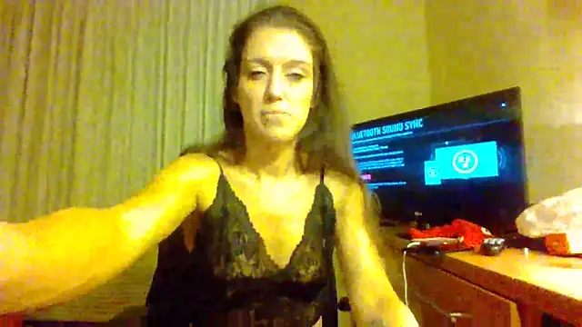 Snapshot of fantasymade69 chatting on 12/19/24, 06:01 fantasymade69 online show from 12/19/24, 06:01