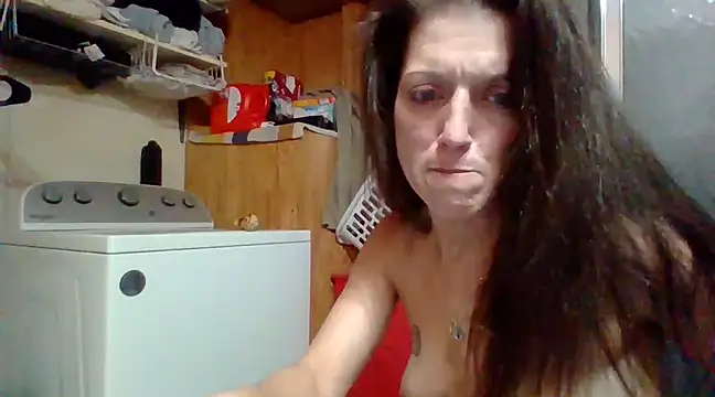 Snapshot of fantasymade69 chatting on 01/07/25, 10:43 fantasymade69 online show from 01/07/25, 10:43