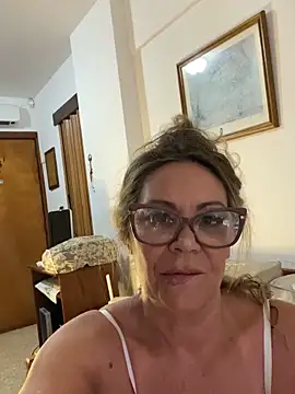 lolavalecuatro online show from 01/12/25, 03:36