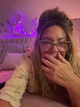 lolavalecuatro online show from 02/25/25, 11:55