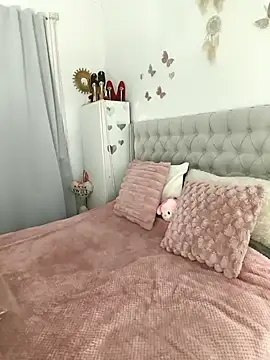 lolavalecuatro online show from 03/29/26, 02:06