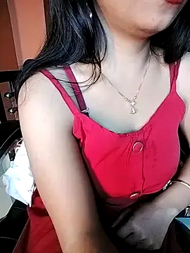 Snapshot of hot_Oliviaa chatting on 02/12/25, 04:33 hot Oliviaa online show from 02/12/25, 04:33