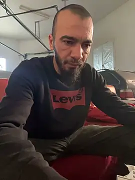 donnuozfutura online show from 01/10/25, 09:02