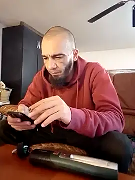 donnuozfutura online show from 01/17/25, 11:49