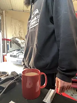 donnuozfutura online show from 03/04/25, 09:40