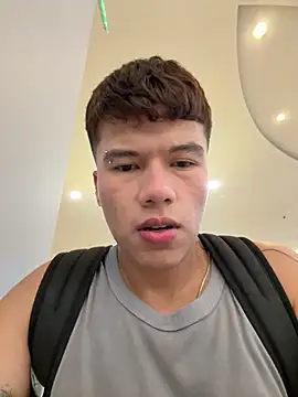 Logan smith1 online show from 02/14/26, 09:44