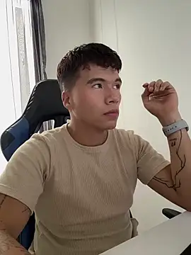 Logan smith1 online show from 02/28/26, 09:05