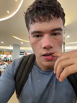 Logan smith1 online show from 04/26/26, 05:32