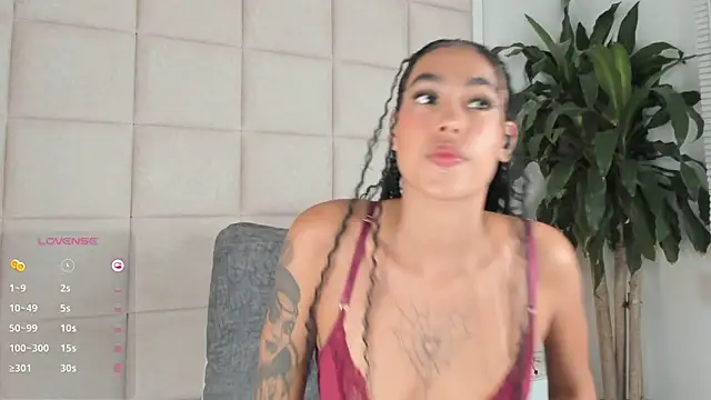 Nia Bunny online show from 01/29/25, 05:56