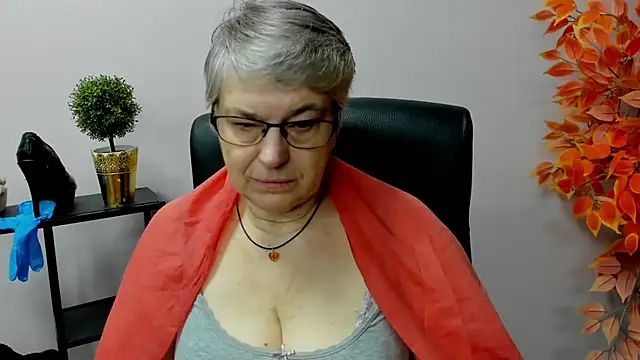 IrisDream online show from 02/06/25, 07:24