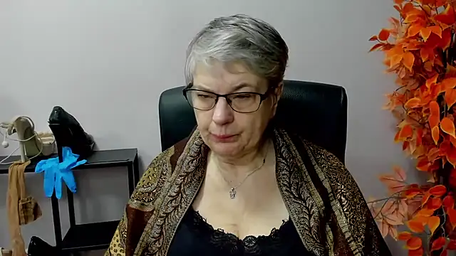 IrisDream online show from 03/18/25, 07:19