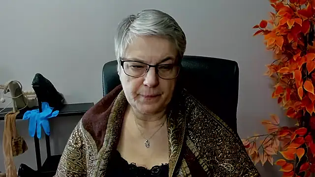 IrisDream online show from 03/18/25, 11:08