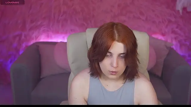 FoxyRayy online show from 04/25/26, 06:16