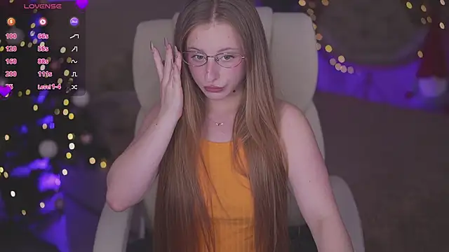 SilverrMoon online show from 12/15/25, 07:51