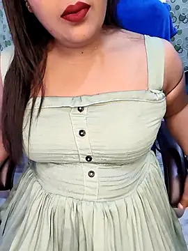 Cute-Raashii online show from 10/31/25, 01:28