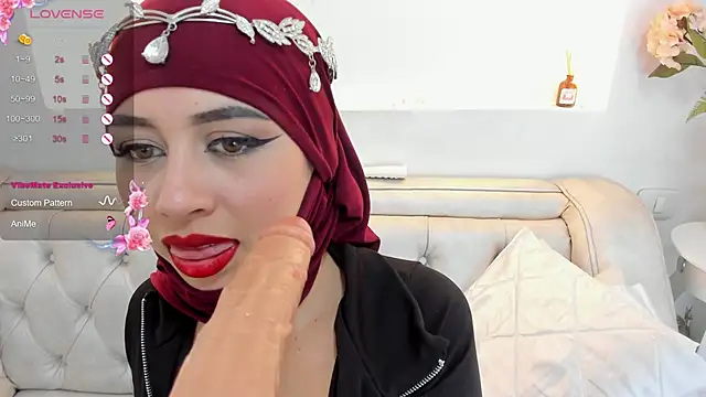 Snapshot of iiris_ chatting on 02/17/25, 05:21 iiris  online show from 02/17/25, 05:21