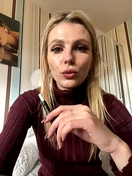 Liya my online show from 10/29/25, 11:01