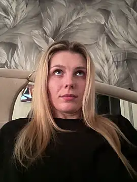 Snapshot of Liya_my chatting on 04/29/26, 12:20 Liya my online show from 04/29/26, 12:20