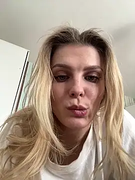 Snapshot of Liya_my chatting on 05/30/26, 11:51 Liya my online show from 05/30/26, 11:51