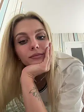 Snapshot of Liya_my chatting on 07/06/26, 08:11 Liya my online show from 07/06/26, 08:11
