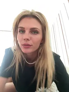 Snapshot of Liya_my chatting on 07/16/26, 12:44 Liya my online show from 07/16/26, 12:44