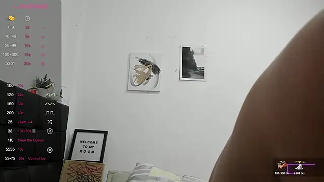 Snapshot of RoddyRich11 chatting on 12/22/25, 11:29 RoddyRich11 online show from 12/22/25, 11:29