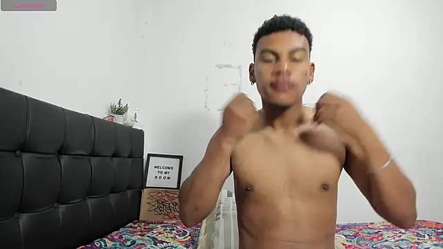 Snapshot of RoddyRich11 chatting on 02/18/26, 11:50 RoddyRich11 online show from 02/18/26, 11:50