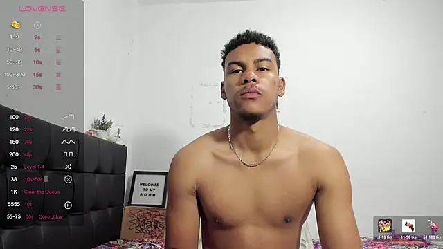 Snapshot of RoddyRich11 chatting on 02/19/26, 12:01 RoddyRich11 online show from 02/19/26, 12:01