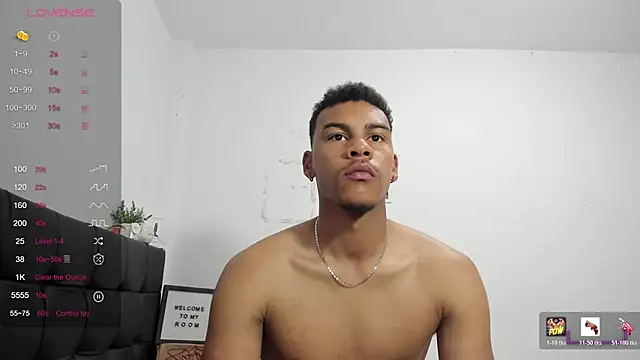 Snapshot of RoddyRich11 chatting on 03/05/26, 12:45 RoddyRich11 online show from 03/05/26, 12:45