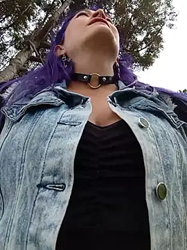 sophie banger online show from 10/13/25, 06:08