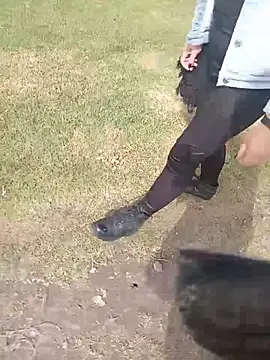 sophie banger online show from 04/02/26, 08:28