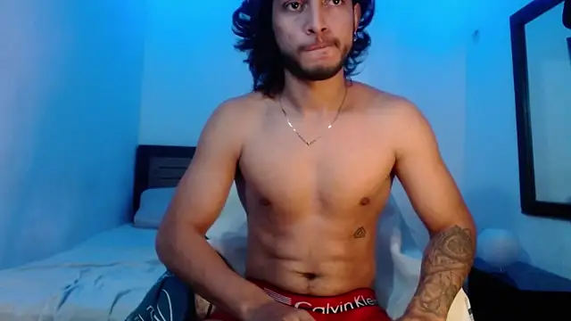 Snapshot of maxximus_100 chatting on 02/03/25, 06:02 maxximus 100 online show from 02/03/25, 06:02