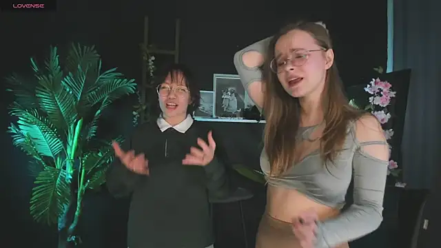 Snapshot of CassieCool chatting on 01/29/25, 02:51 CassieCool online show from 01/29/25, 02:51