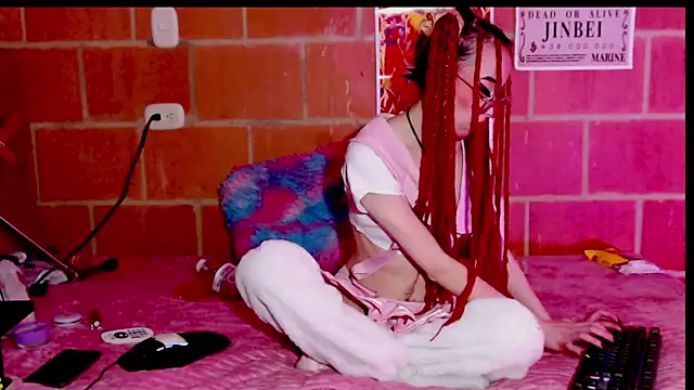 Yennastone online show from 03/25/26, 01:33