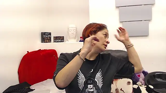 eva twiss online show from 04/19/26, 11:53