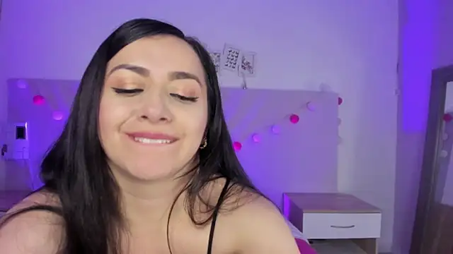 Kimkalifa  online show from 02/07/25, 06:45