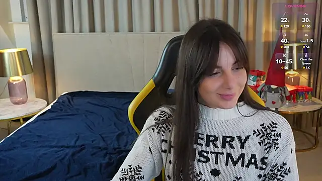 Snapshot of Alisa054 chatting on 01/07/25, 10:08 Alisa054 online show from 01/07/25, 10:08