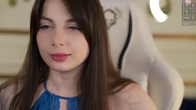 Snapshot of Alisa054 chatting on 02/02/25, 05:32 Alisa054 online show from 02/02/25, 05:32