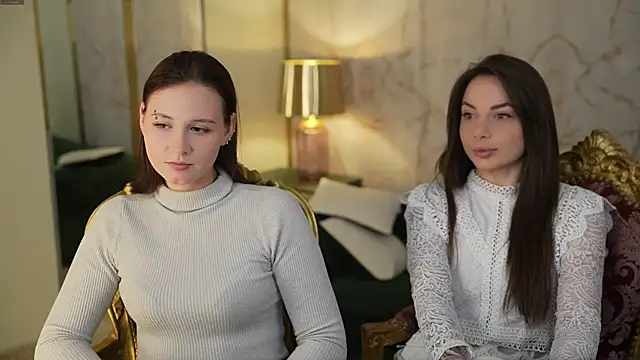 Snapshot of Alisa054 chatting on 09/17/25, 06:59 Alisa054 online show from 09/17/25, 06:59