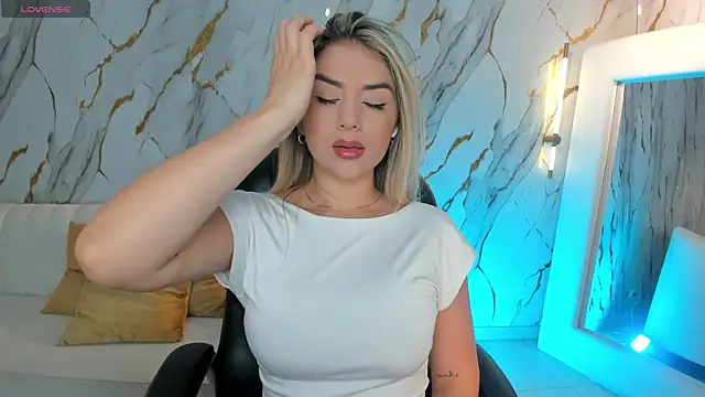 ChloePreston  online show from 02/09/26, 11:47