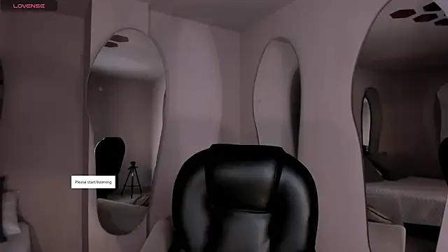 Snapshot of ChloePreston_ chatting on 05/03/26, 10:54 ChloePreston online show from 05/03/26, 10:54