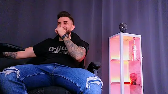 MightyAaron66 online show from 02/13/25, 06:48